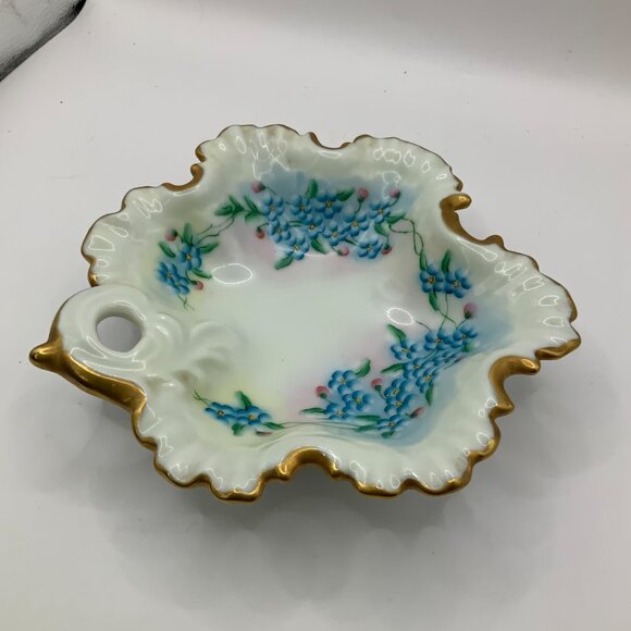 Rocaille Ceramic Floral Vintage Gold Trim Scalloped Edge Candy Trinket Dish - Picture 5 of 6